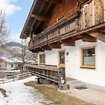 Haus Barbara بيت للعطل *